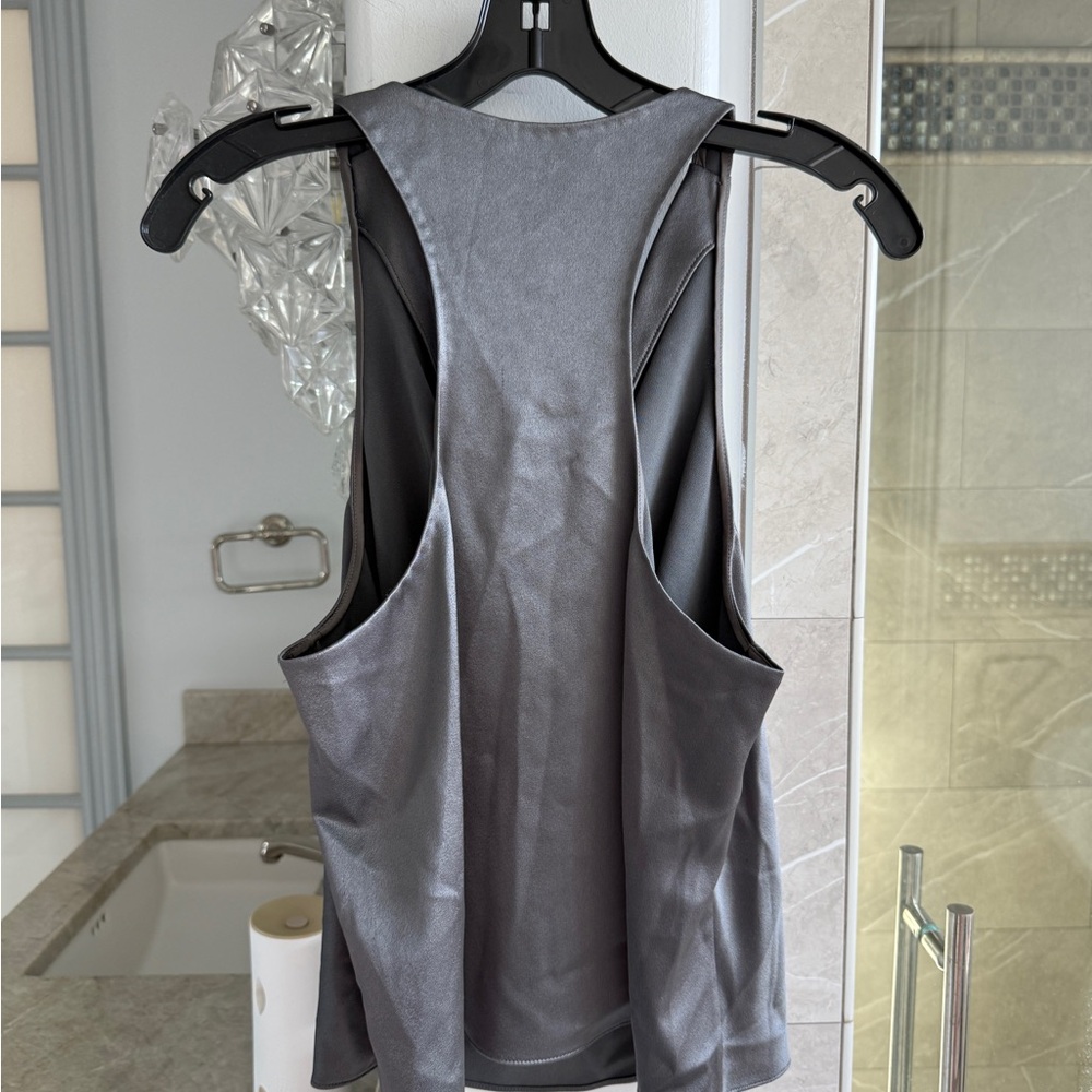 ALICE + OLIVIA Harmon Draped Racerback Blouse In Grey - Picture 7 of 12